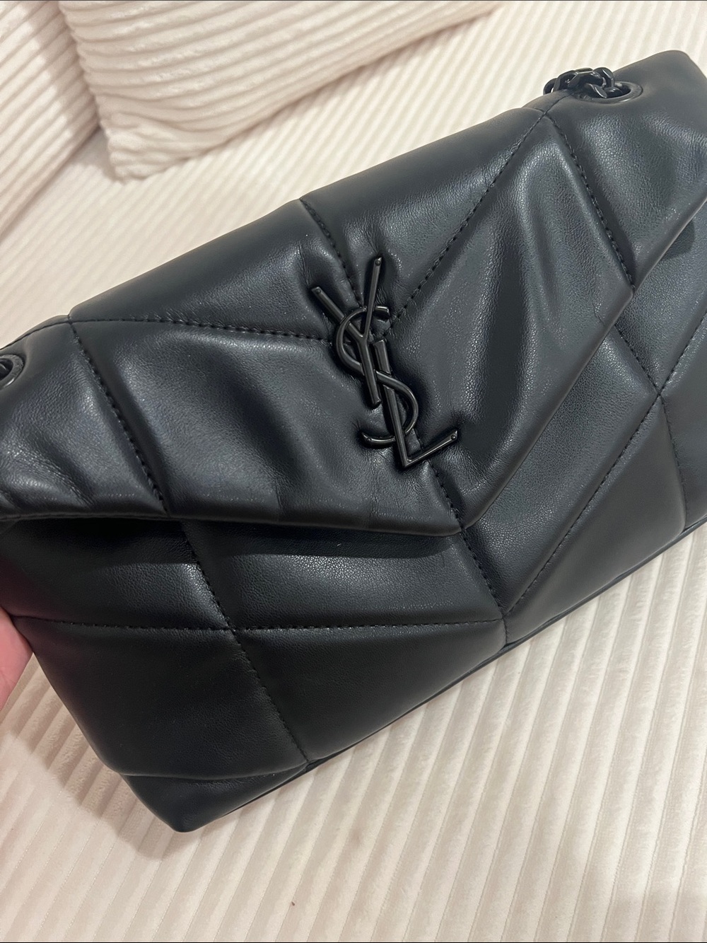 Quilted Chevon Leather Bag - Picture 7 of 8